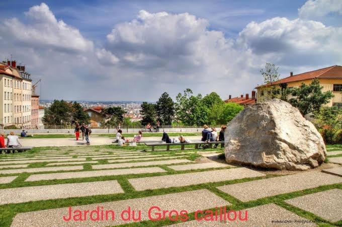 La Petite Maison Dans La Croix Rousse Lyon Dış mekan fotoğraf