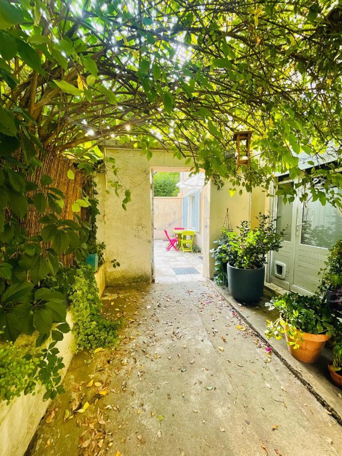 La Petite Maison Dans La Croix Rousse Lyon Dış mekan fotoğraf
